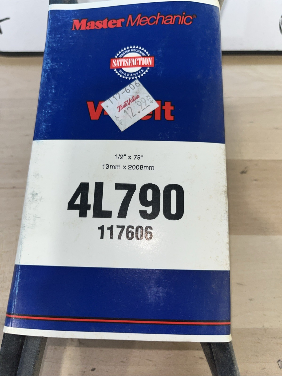 Master Mechanic 4L790 V-Belt, 79" x 1/2", 13 x 2007mm - Image 3