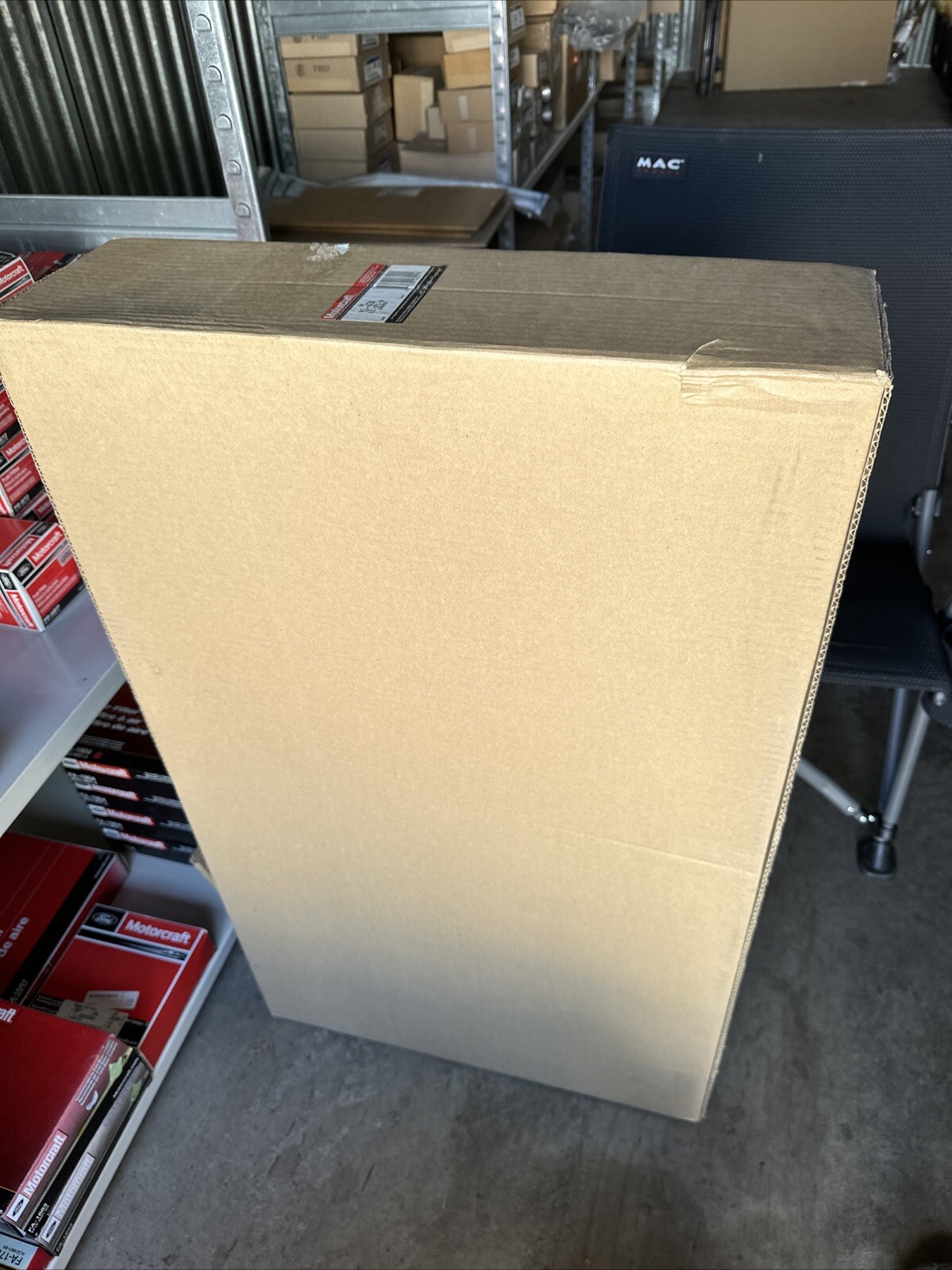 NEW Motorcraft A/C Condenser YJ-474 Expedition Navigator 4.6 5.4 1998-2006 NOS - Image 3