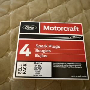 NEW Motorcraft Spark Plug Set of 4 SP-413 Ford Mercury 3.0L 4.6L 1988-2011