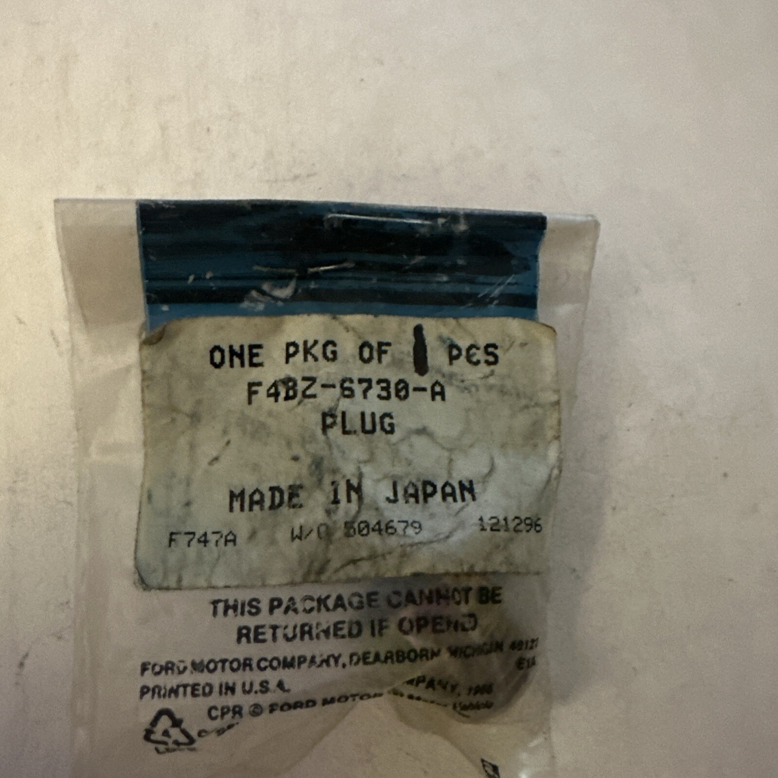 NEW - OEM Ford F4BZ-6730-A Engine Oil Drain Plug - M14-1.50 - Image 3