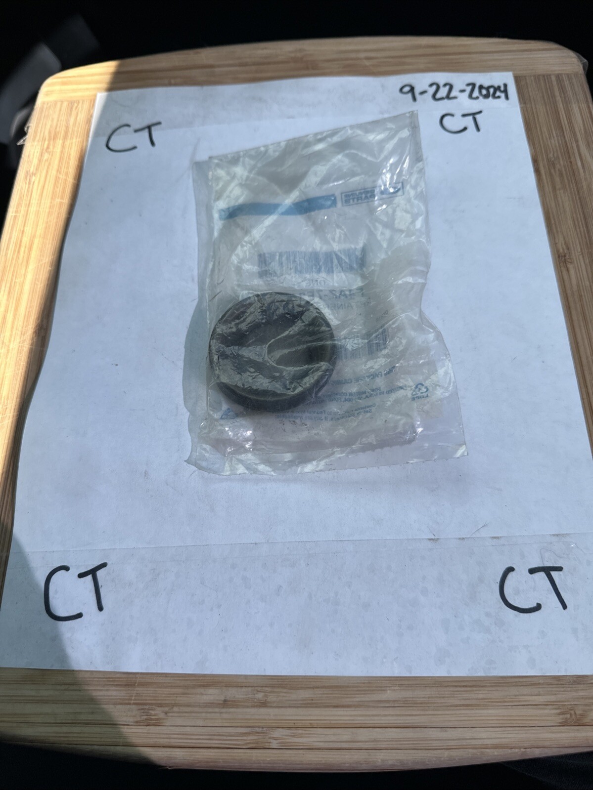 NEW OEM Ford f4ap-7h300-aa AOD AODE 4R70W 1-2 Accumulator Cover 7H300 (GEF) - Image 3