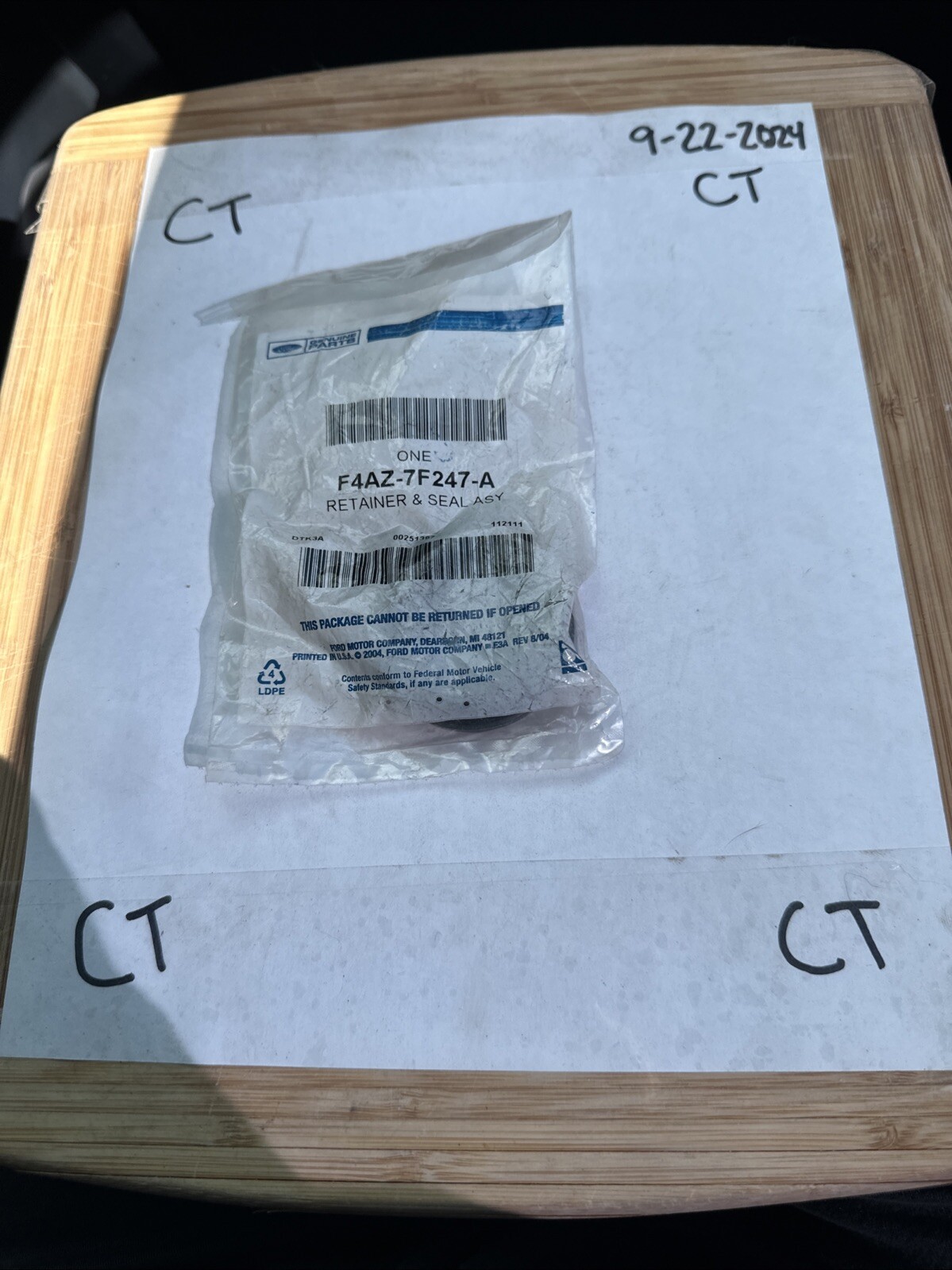 NEW OEM Ford f4ap-7h300-aa AOD AODE 4R70W 1-2 Accumulator Cover 7H300 (GEF)