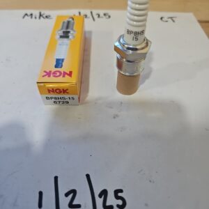 NGK 6729 Standard Spark Plug - BP8HS-15
