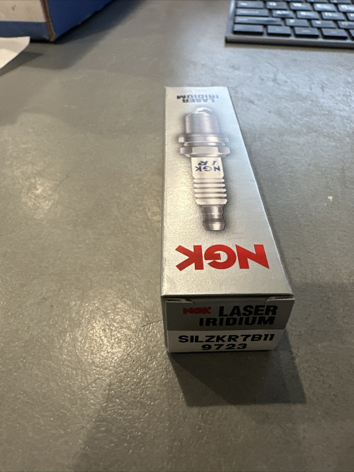 NGK 9723 SILZKR7B11 Laser Iridium Spark Plug