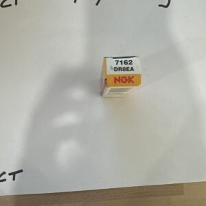 🔥NGK SPARK PLUG DR8EA STOCK NUMBER 7162🔥