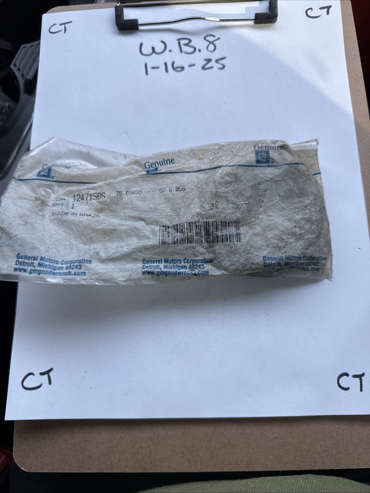 NOS 1997-2004 Chevrolet S10 Axle Seal