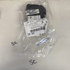 New Genuine Nissan Seal Front Fender,Rh 638204AF1A / 63820-4AF1A OEM