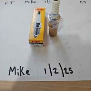 New NGK 7986 Nickel Spark Plug BR8ES11