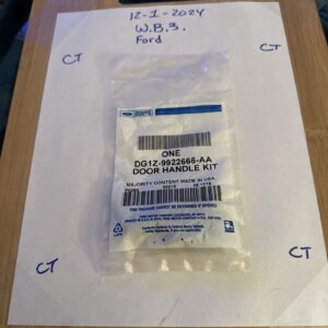 New OEM Ford DG1Z-9922666-AA Door Handle Kit NOS