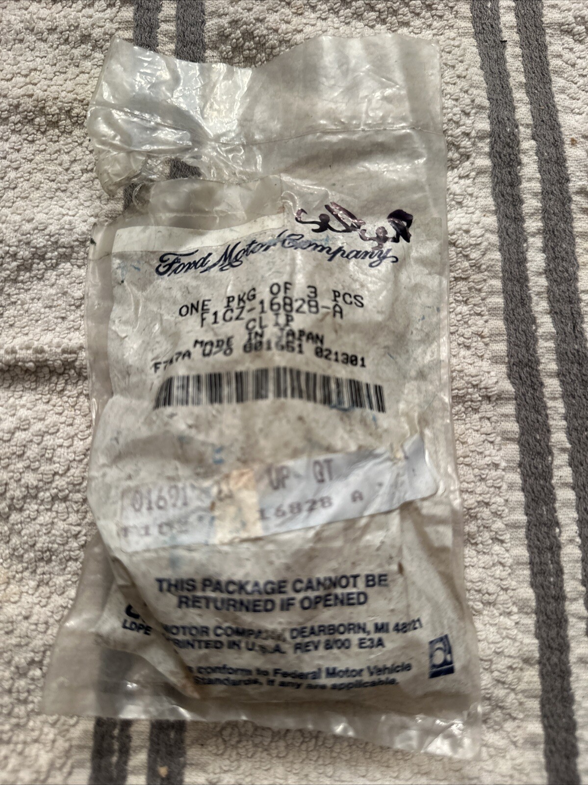 New OEM Ford F1CZ-16828-A Under Hood Prop Rod Retainer Clip NOS