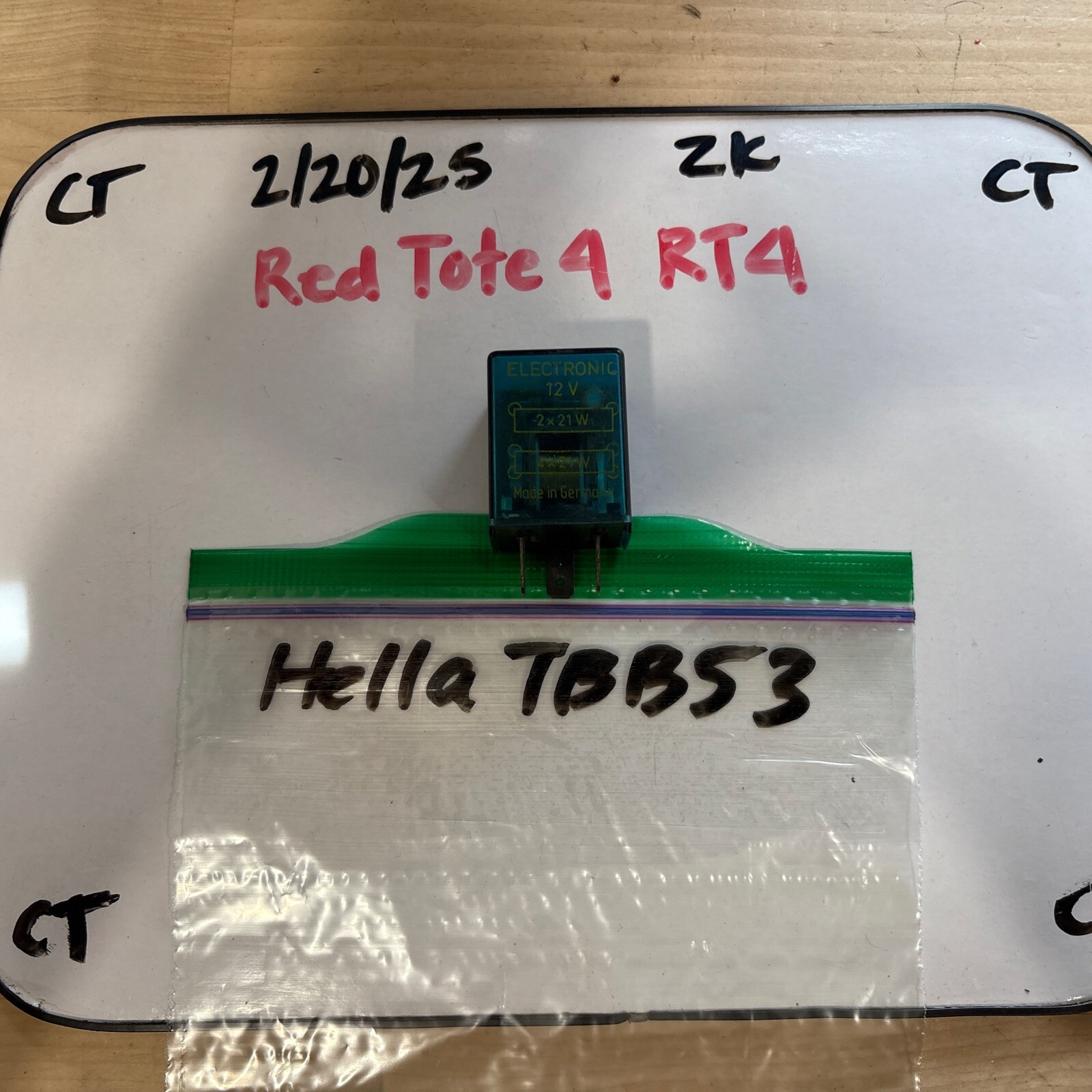 Porsche / VW / Mercedes Flasher Relay HELLA TBB53 (4DB002895-01) 12v