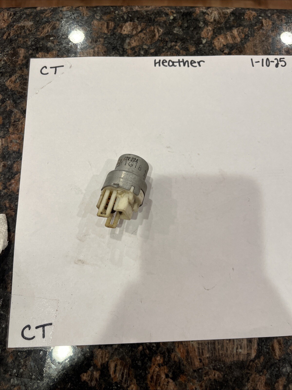 RELAY M3 90987-01003 11G18 - Image 3