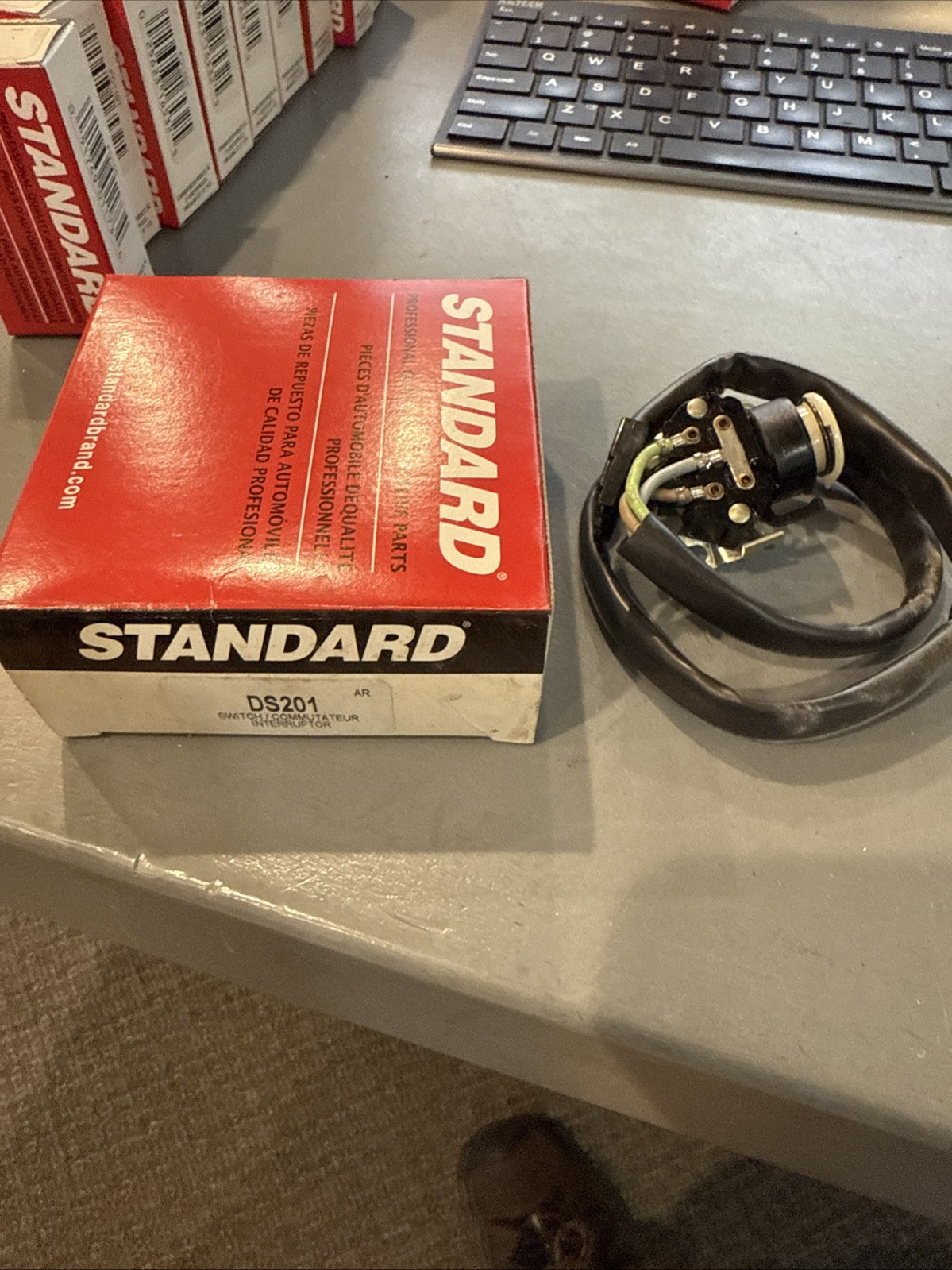 Standard DS201 Dimmer Switch Standard DS-201