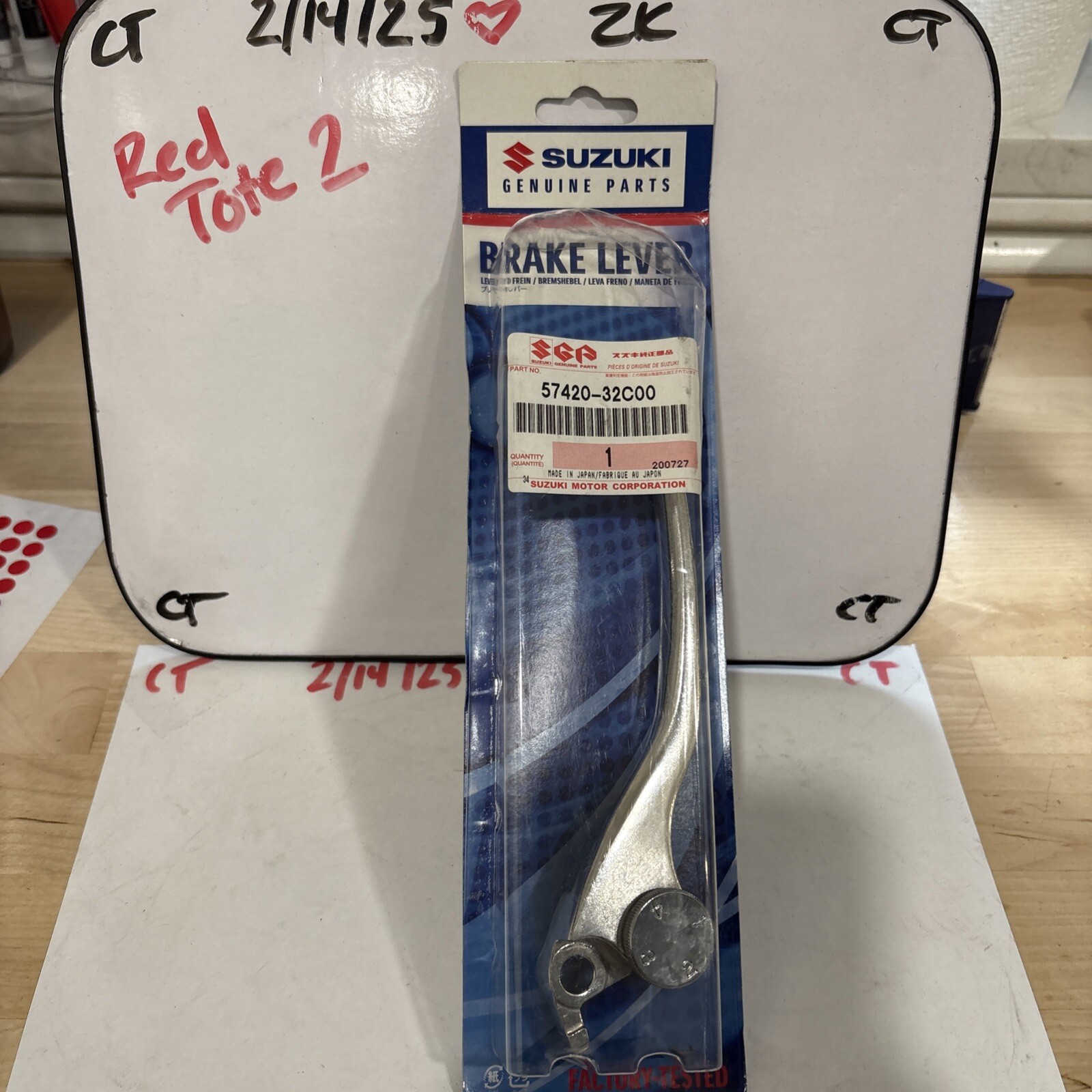 Suzuki OEM Brake Lever 57420-32C00 NOS