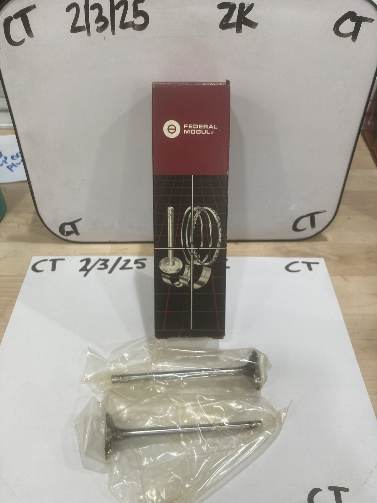 V-4352 Federal Mogul Automotive Engine Intake Valve (2 Pack)