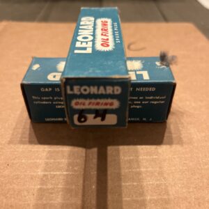 Vintage Leonard 6H Oil Firing Spark Plug Burns away excess oil NOS Sold 1 Per