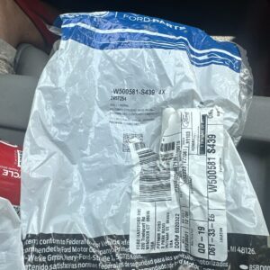 W500581S439 - BOLT - HEX. HEAD - FLANGED - Ford (4) Bolts